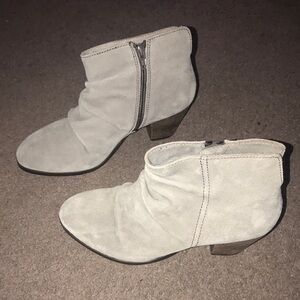 Women's Suede Ankle Boots - Gray